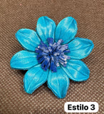 Broches azules