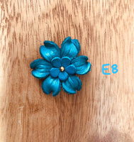 Broches azules